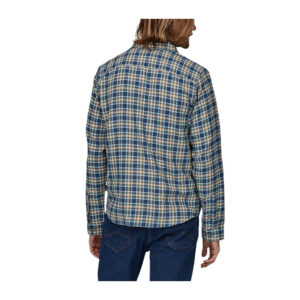 Patagonia Men's Long Sleeve Cotton in Conversion Light Weight Fjord Flannel Shirt - Squared Tidepool Blue